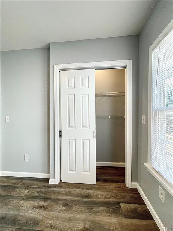 Building Photo - 1222 Hawley Ave