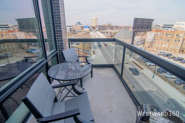 Building Photo - 880 N Milwaukee-4S
