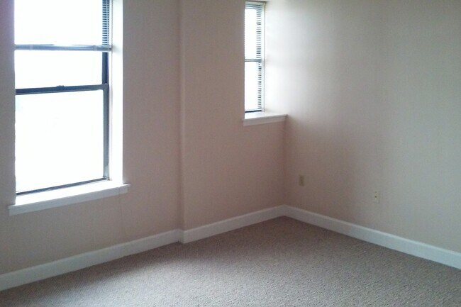 Interior Photo - Kingsbury
