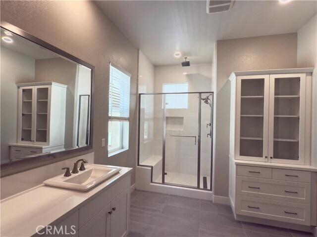 Building Photo - 110 Source
