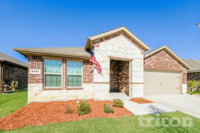 Building Photo - 3323 Hawkins Dr