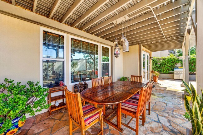 Building Photo - Elegant Summer Rental in Carmel Valley | Fully Furnished
