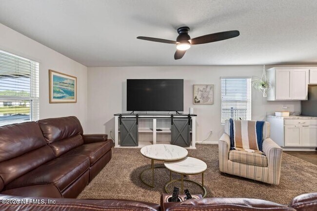 Building Photo - 14 Jarama Cir