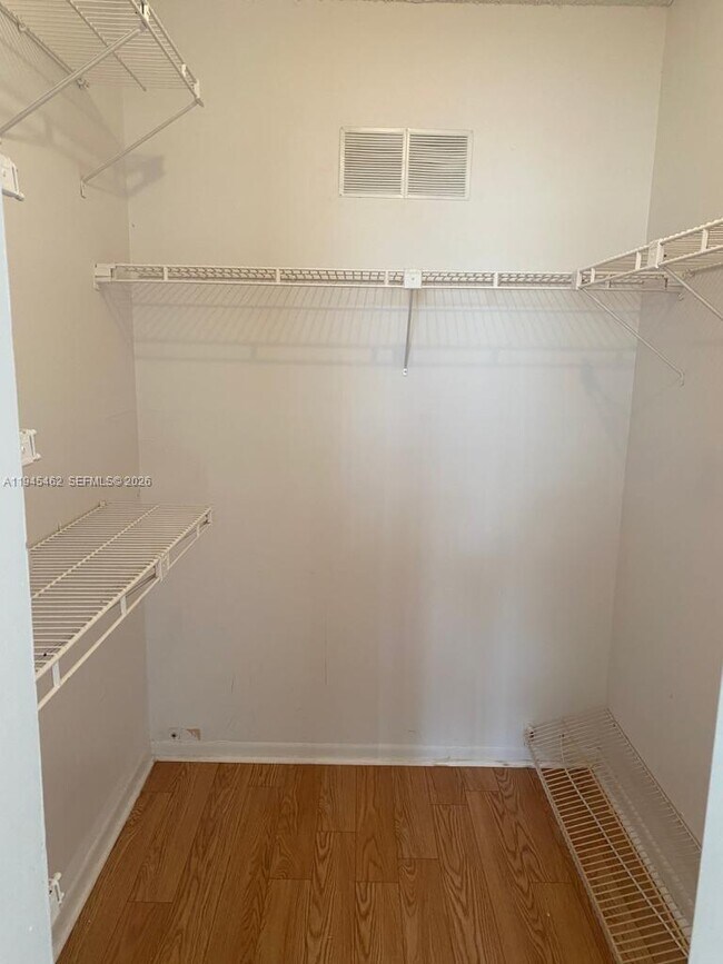 Building Photo - 5841 NW 61st Ave