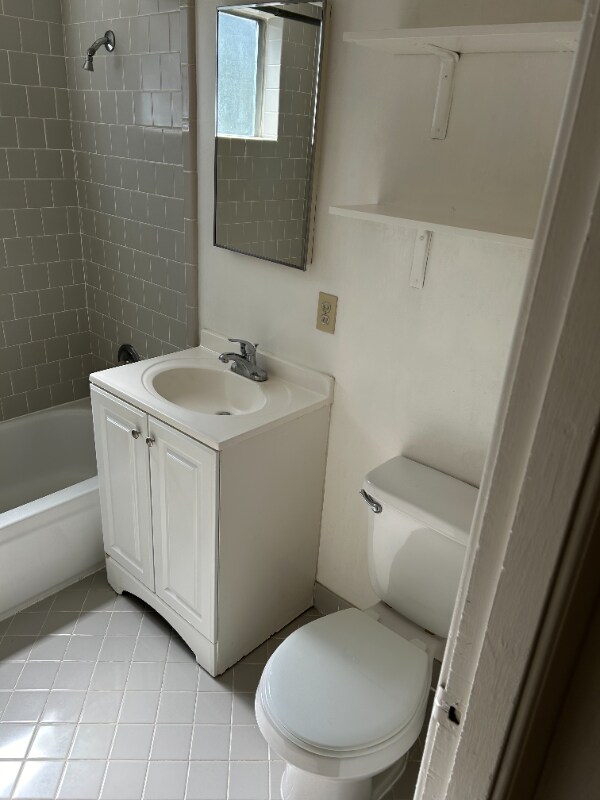 Building Photo - 1311 W 3rd St