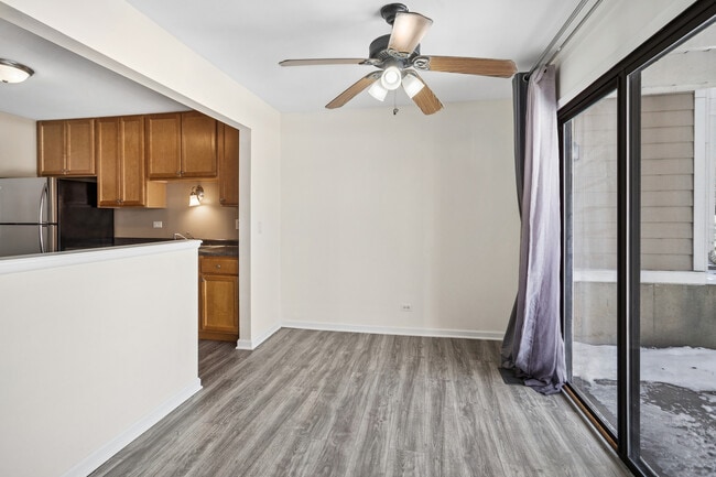 Building Photo - 402 Sandalwood Ln