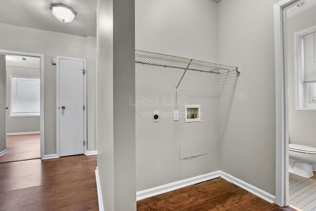 Building Photo - 1907 Magellan Ct