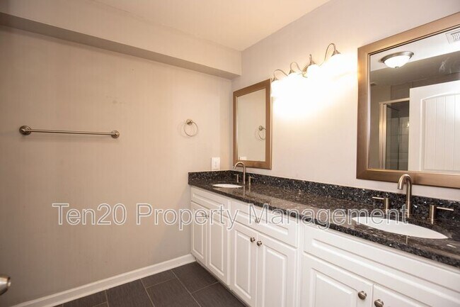 Building Photo - 3116 Culver Dr