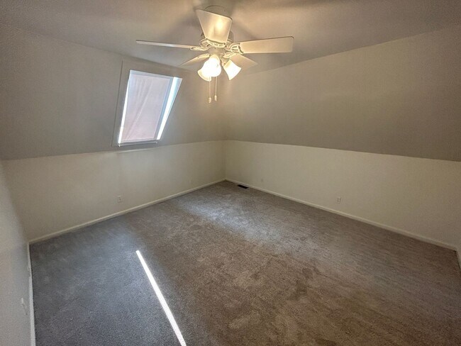 Building Photo - Spacious 4 Bedroom Trinity Park Home - Near Duke and Downtown Durham