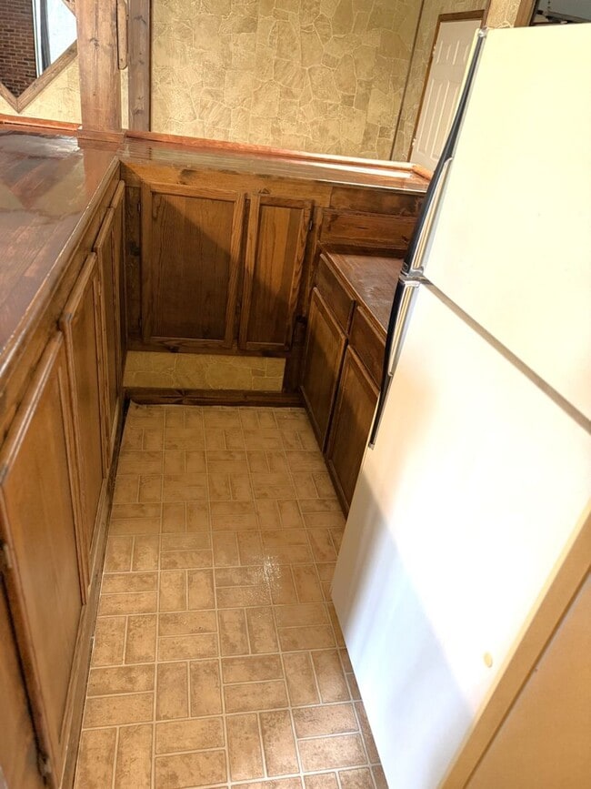 Building Photo - West Knoxville 37921 - Great Location! 3 bedroom 2.5 bath home w/bonus room - Call Adam Sharp (86...