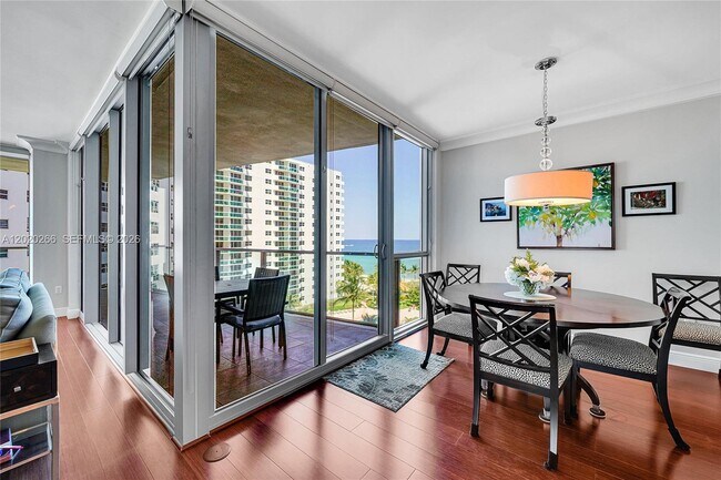 Building Photo - 3101 S Ocean Dr