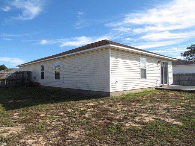 Building Photo - Navarre Gem Near Beaches & Bases – 3BR/2BA...