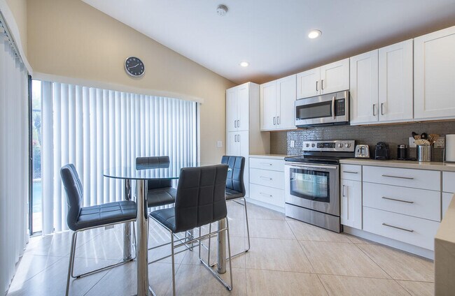 Building Photo - 10790 White Aspen Ln