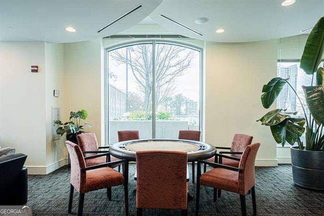 Building Photo - 2795 Peachtree Rd