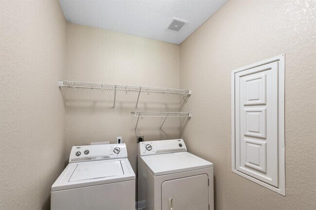 Building Photo - 24935 Crystal Stone Ln