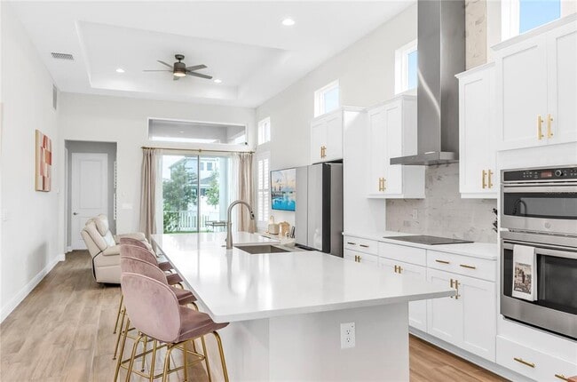Building Photo - 28680 Cozy Creek Dr