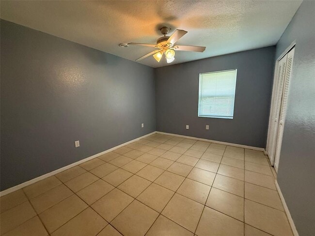 Building Photo - 2162 Abalom St