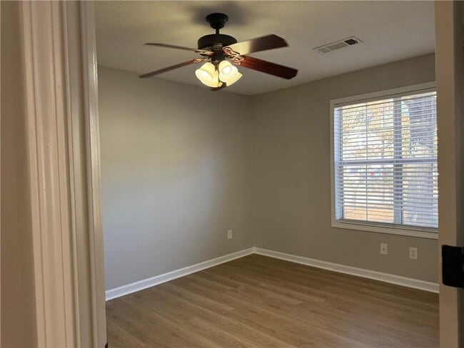 Building Photo - 2644 St Charles Ln NW