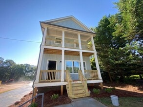 Building Photo - PRE-LEASING FOR AUGUST 2026! NEW CONSTRUCT...