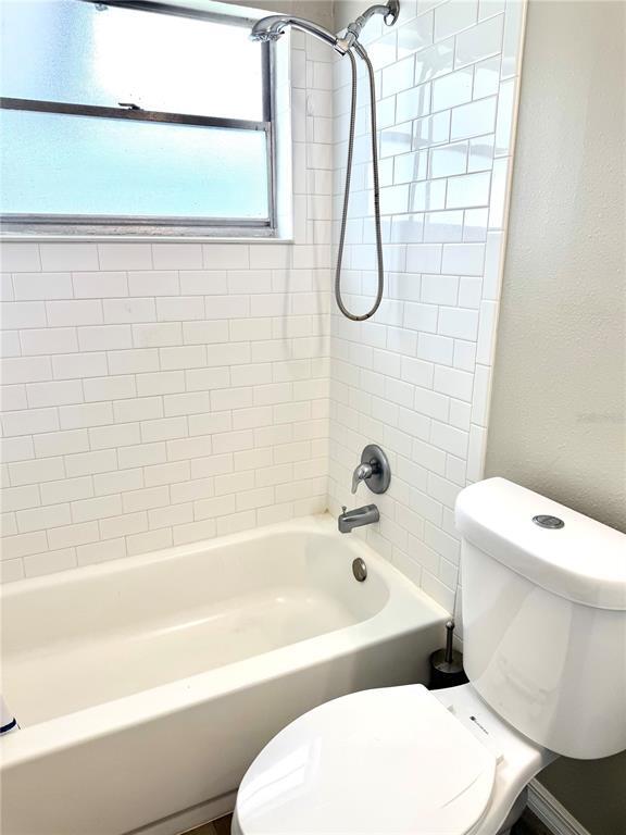 Building Photo - 2474 Dianne Dr