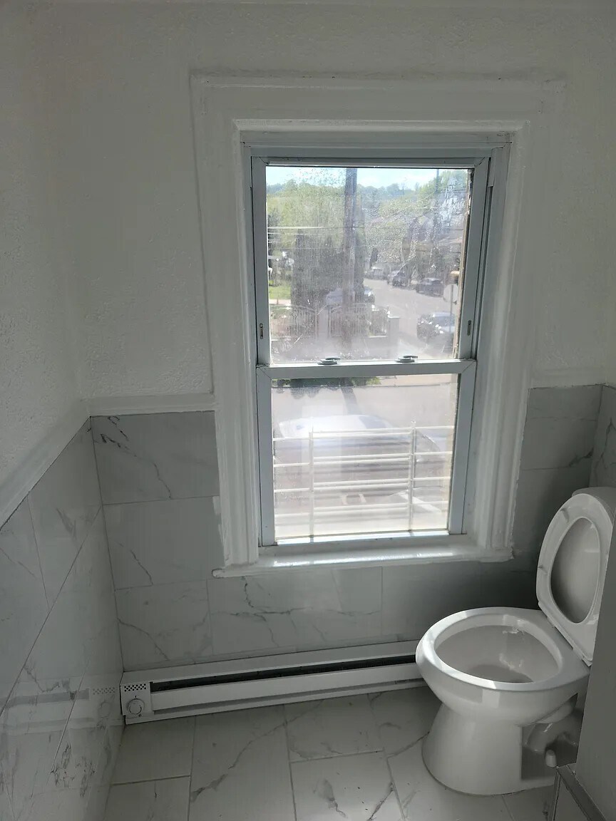 Building Photo - 23 Brownell St