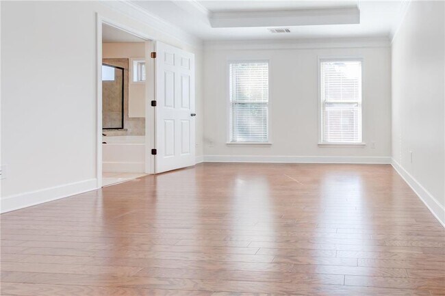 Building Photo - 3304 Ferncliff Ct