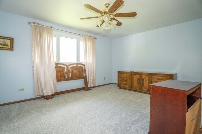 Building Photo - 16409 Winding Creek Rd
