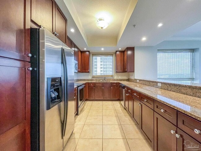 Building Photo - 612 Lost Key Dr