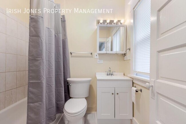 Building Photo - 239 Crowley Ave