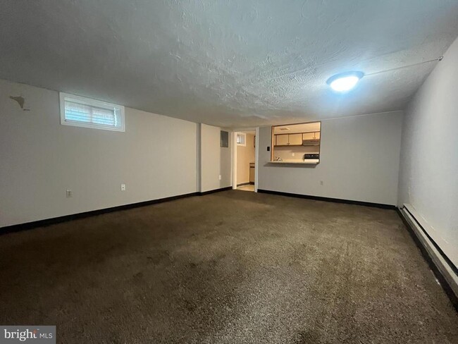 Building Photo - 15413 Norwood Ave