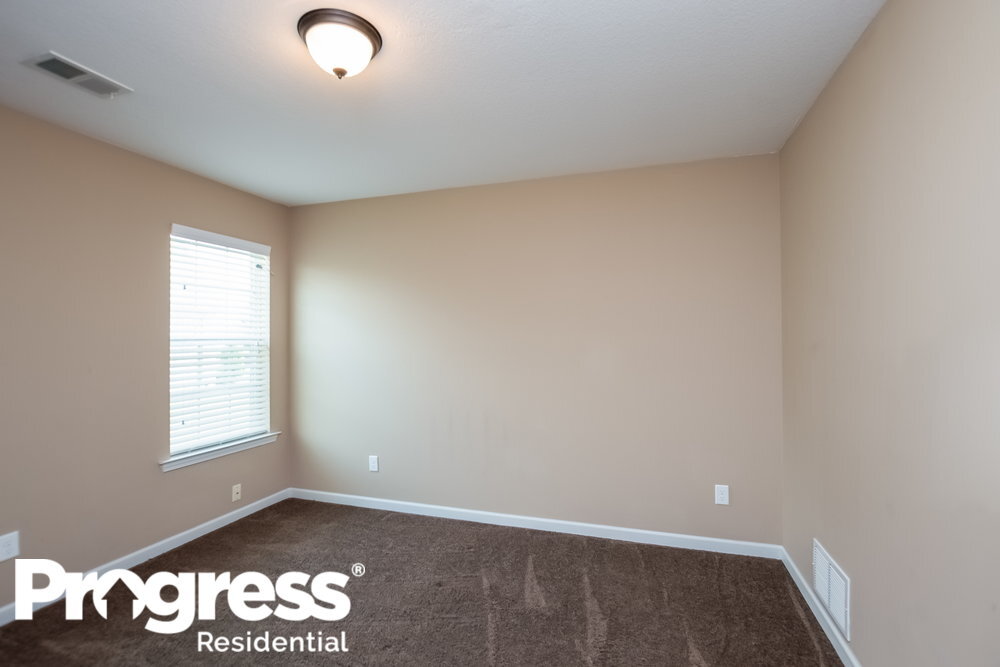 Building Photo - 8985 Gavin Dr