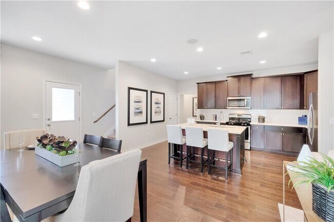 Building Photo - 11717 Prado Ranch Blvd