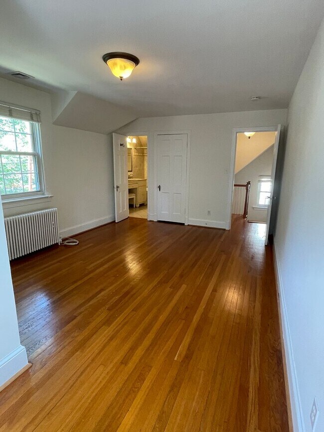 Building Photo - 6105 29th St NW