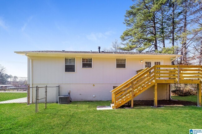 Building Photo - 2813 Sayers Rd