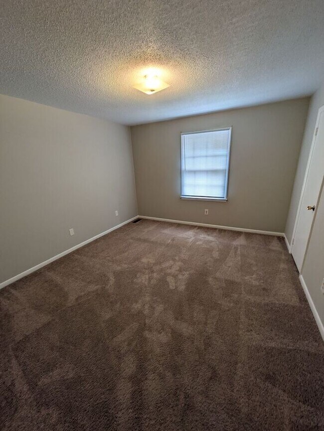 Building Photo - 2BD/1.5BA at Francescan Terrace in Hickory