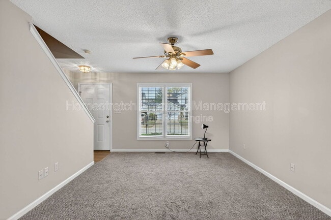 Building Photo - 54 Deer Grove Dr