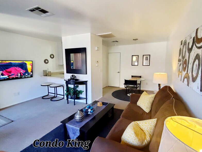Building Photo - 470 S Calle Encilia