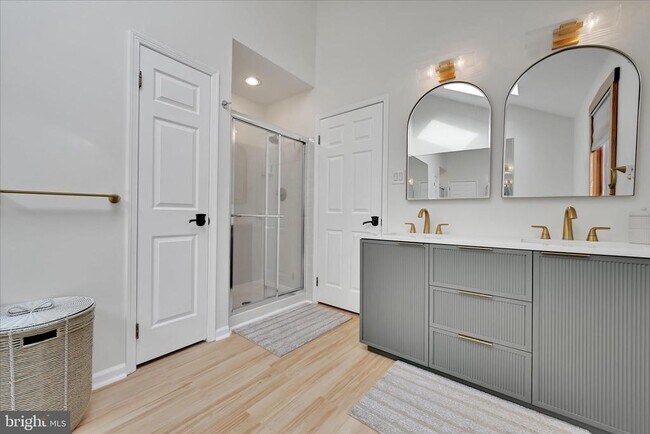 Building Photo - 1118 Jarvis Ln