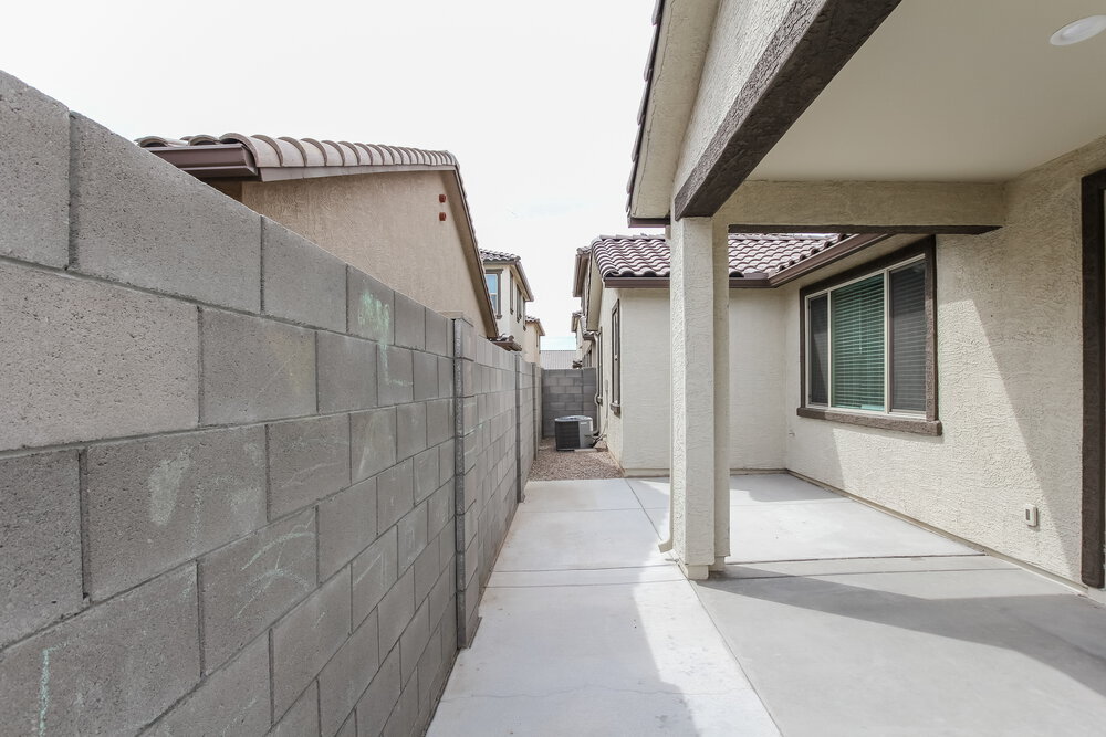 Building Photo - 1287 N 166th Ave