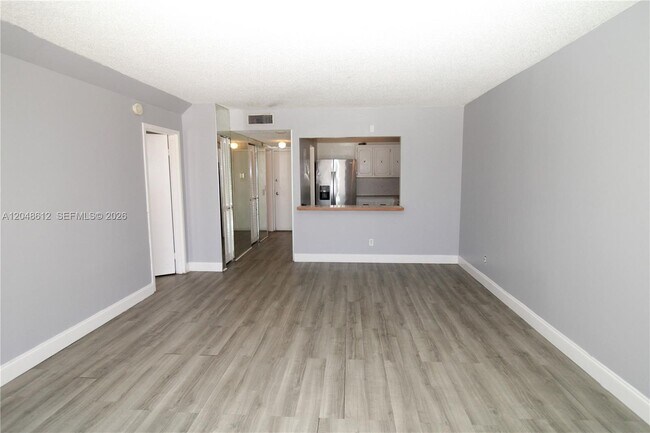 Building Photo - 13499 Biscayne Blvd