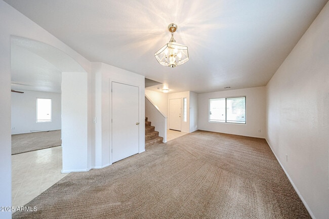 Building Photo - 4725 W Fawn Dr