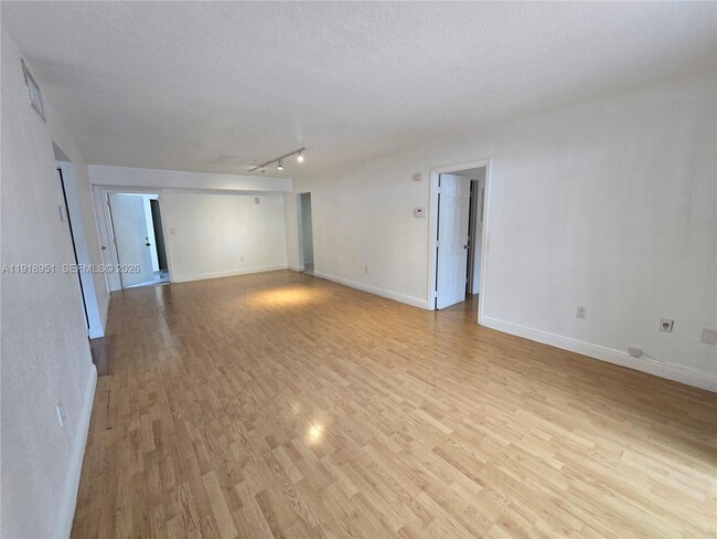 Building Photo - 7925 SW 104th St