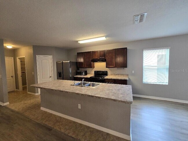 Building Photo - 3683 Julius Estates Blvd