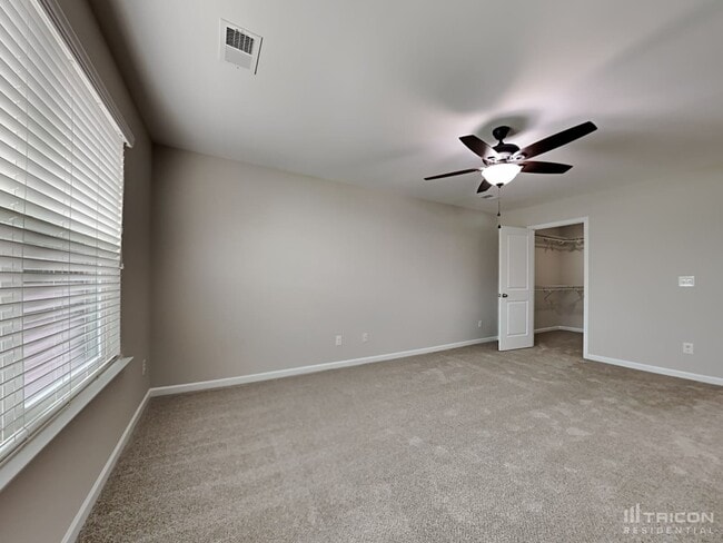 Building Photo - 364 Eastfair Dr
