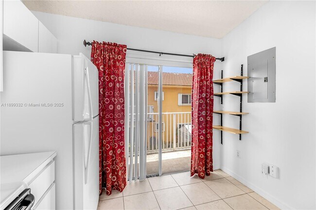 Building Photo - 7666 W 34th Ln