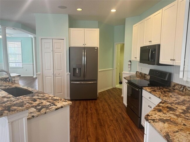 Building Photo - 5714 Tides Pl