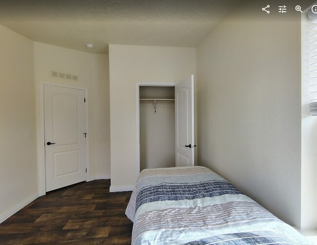 Building Photo - 13060 Eld Ln