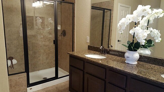 Building Photo - 18 Umbria Ln
