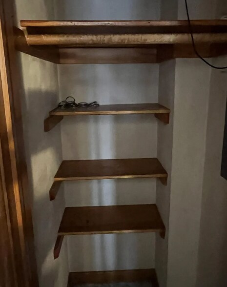 Building Photo - 1617 A Ave NE