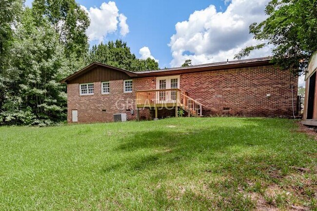 Building Photo - 2858 Walnut Creek Rd